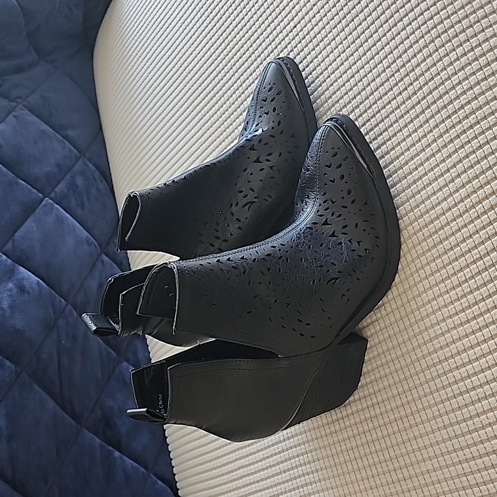 Not Rated ankle boots black